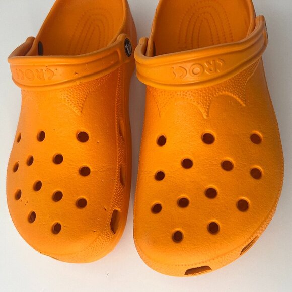 W 10-11/ M 8-9 Crocs Unisex Adult Iconic Orange Classic Clog Sandal *READ BELOW - Picture 4 of 13